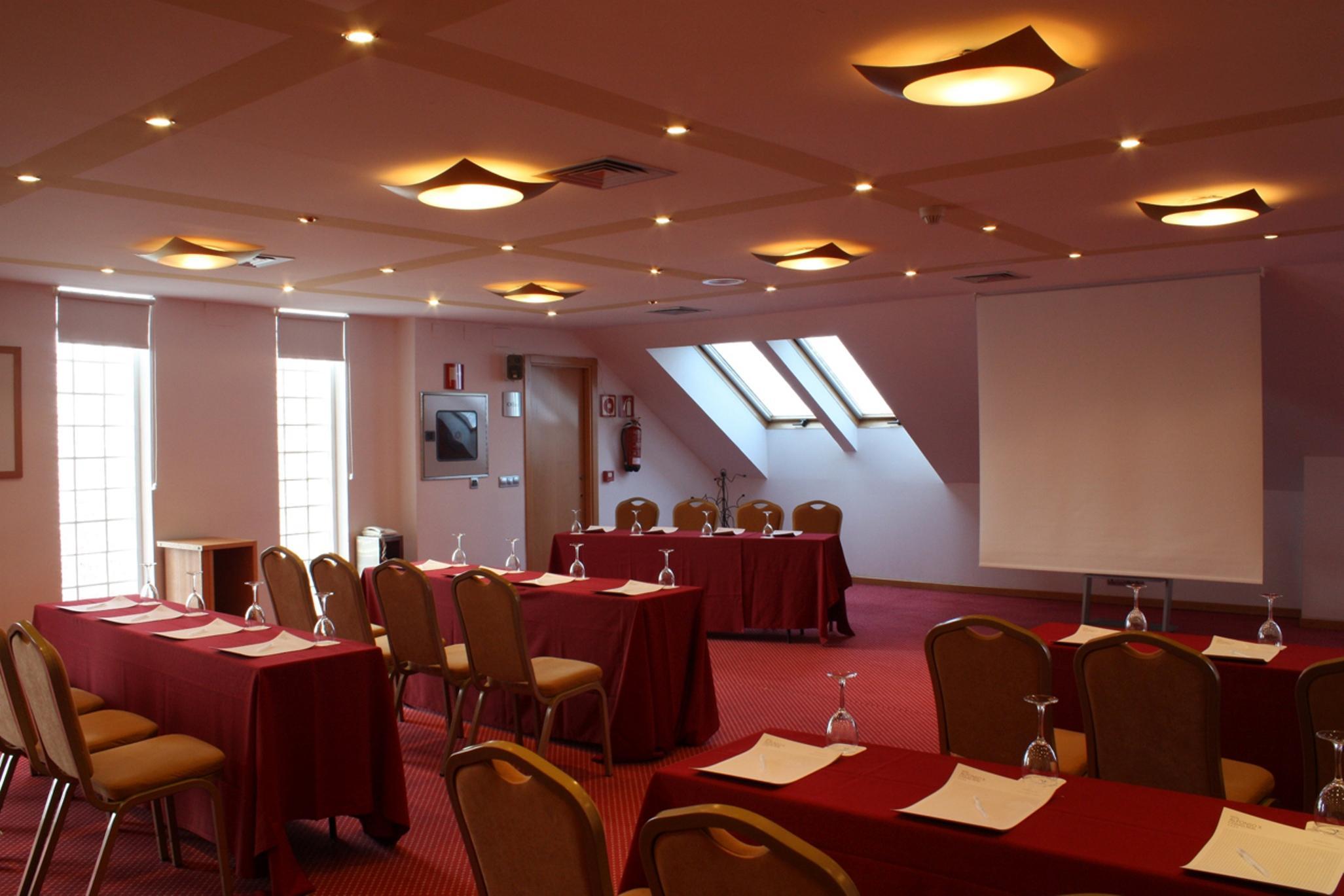 Silken Alfonso X Hotel Ciudad Real Exterior photo